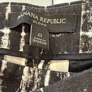 Banana Republic Monochrome Plaid Skirt